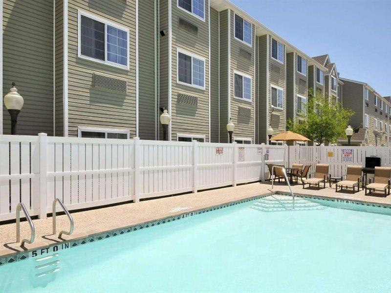 Hotel Super 8 By Wyndham San Antonio Airport North Exterior foto